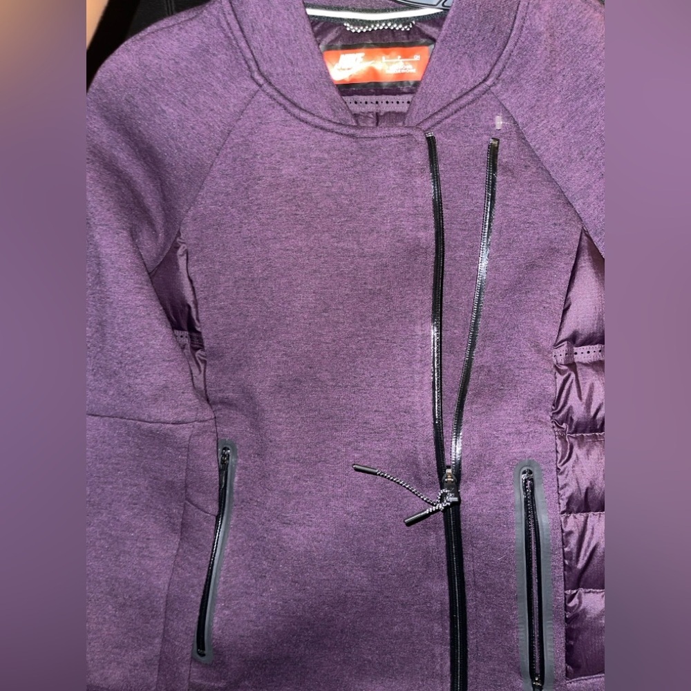 Nike Tech Fleece Aeroloft 800 Moto jacket in purple Women’s Size S  Purple NWOT - Picture 4 of 12